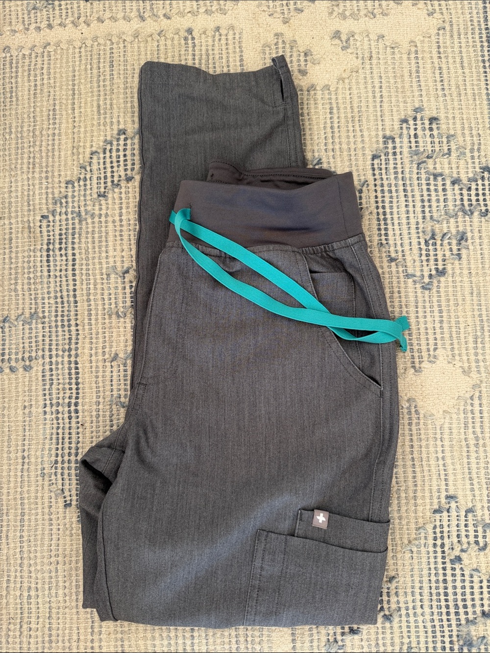Figs Straight Leg Scrub Pants in Charcoal with Teal Drawstring